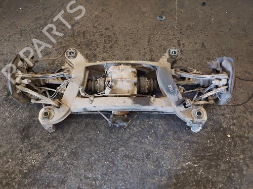 Used Rear axle MERCEDES-BENZ C-CLASS (W203) C 270 CDI (203.016) (170 hp) 20844860