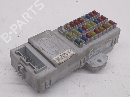 Used Fuse box KIA SORENTO I (JC) 2.5 CRDi 4WD (140 hp) 28671012
