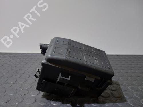Used Fuse box OPEL ZAFIRA A MPV (T98) 2.2 DTI 16V (F75) (125 hp) 20818051