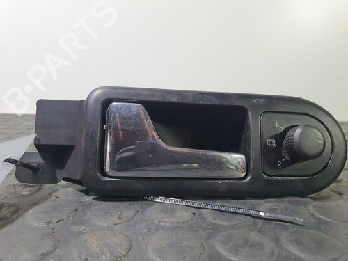 Poignée intérieure avant gauche VW PASSAT B5 (3B2) 1.9 TDI (110 hp) 32095500