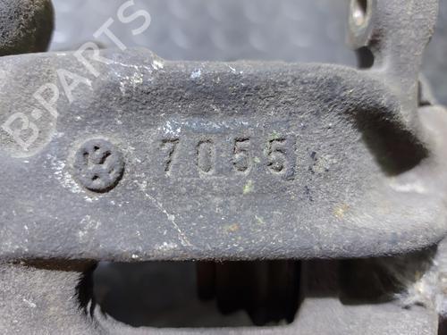 Used Right front brake caliper Right front brake caliper VW GOLF III (1H1) 1.6 (101 hp) 32476605 32476605