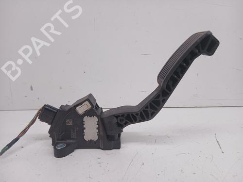 Pedal TOYOTA YARIS (_P1_) [1999-2005]  33039723