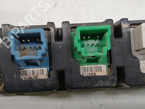 Switch NISSAN JUKE (F15)  | BP29618560I30 