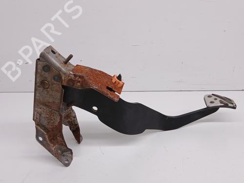 Clutch pedal VW PASSAT B5 (3B2) 1.9 TDI | BP26696893I13 