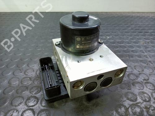 Used ABS pump VW TOUAREG (7LA, 7L6, 7L7) 3.0 V6 TDI (225 hp) 20843649