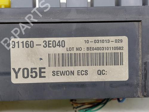 Fuse box KIA SORENTO I (JC)  | BP26972065E1 