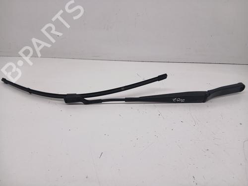 Vindspejlsviskerarm Vindspejlsviskerarm SKODA FABIA III (NJ3) 1.4 TDI (90 hp) 33942451 33942451