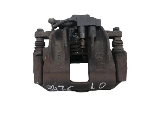 Used Right front brake caliper Right front brake caliper MERCEDES-BENZ C-CLASS (W202) C 200 (202.020) (136 hp) 33552980 33552980