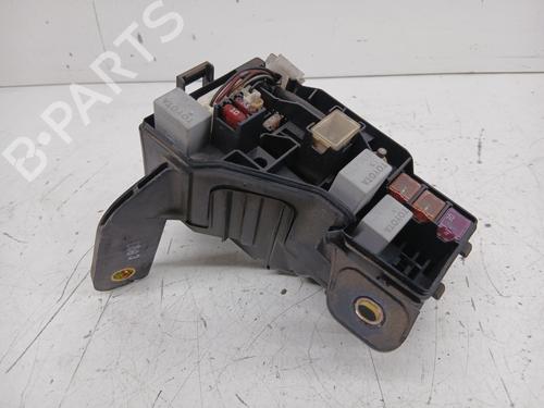 Used Fuse box TOYOTA AVENSIS (_T25_) 2.0 VVT-i (AZT250_, AZT250R) (147 hp) 29409077