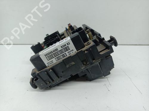 Fuse box PEUGEOT 307 Break (3E) 2.0 | BP20835972E1 