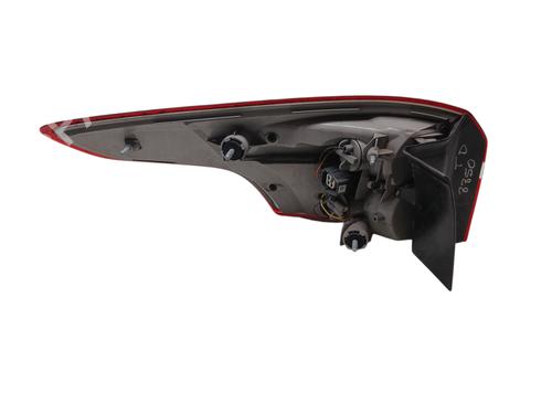 Right taillight FORD FOCUS III  | BP31721681C35 