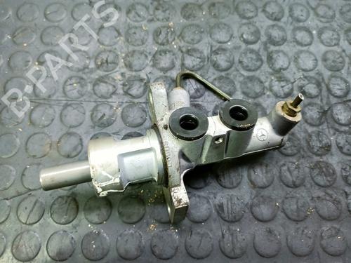 Maître-cylindre MERCEDES-BENZ E-CLASS (W210) E 430 (210.070) (279 hp) 32036695