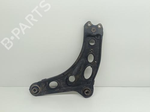 Used Right front suspension arm NISSAN TERRANO II (R20) 2.7 TDi 4WD (125 hp) 26432500