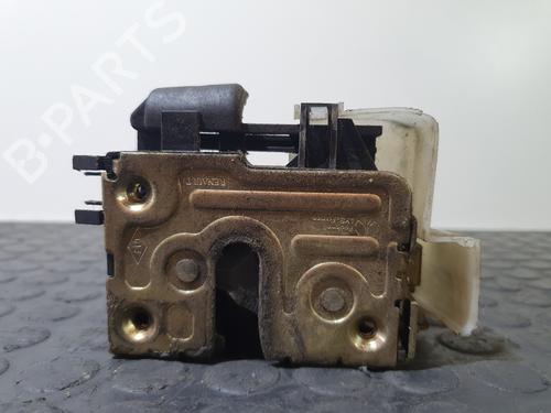 Vergrendeling links voor RENAULT MEGANE I Classic (LA0/1_) 1.9 D (LA0A, LA0U, LA0R) (64 hp) 20823387