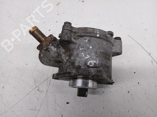 Used Vacuum pump FIAT STILO (192_) 1.9 JTD (192_XE1A) (115 hp) 26214476