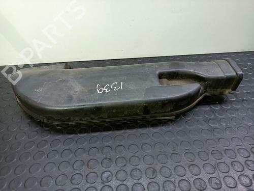 Used Air filter box HYUNDAI H-1 Van (A1) [1997-2008]  20815844