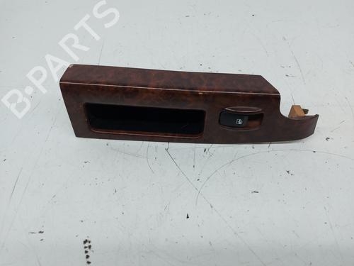 Used Right rear window switch KIA SORENTO I (JC) [2002-2011]  32521881