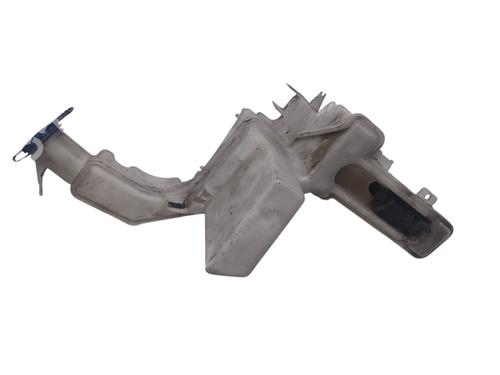 windscreen-washer-tank-vw-passat-b6-3c2-2005-2006-2007-2008-2009-2010-2011-33216038 main image