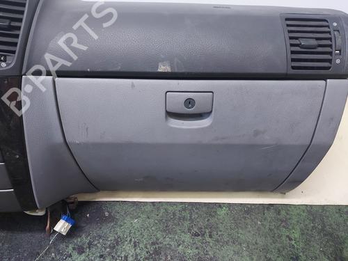 Used Glove box KIA SORENTO I (JC) 2.5 CRDi 4WD (140 hp) 20826697