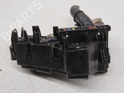 Fuse box TOYOTA HILUX VIII Pickup (_N1_)  | BP29728217E1 