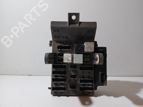 Used Fuse box RENAULT LAGUNA I (B56_, 556_) [1993-2002]  21066322