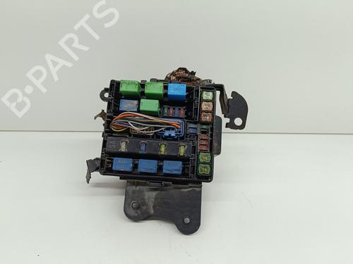 Used Fuse box SUZUKI GRAND VITARA II (JT, TE, TD) 1.9 DDiS All-wheel Drive (JT419, TD44, JB419WD, JB419XD,... (129 hp) 22959481