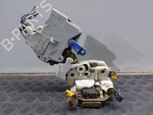 Used Front left lock NISSAN TERRANO II (R20) 3.0 Di 4WD (154 hp) 25717529