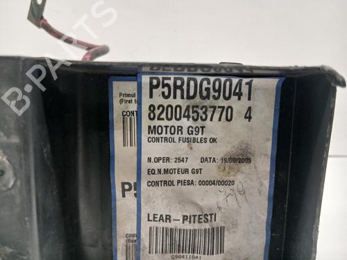 Fuse box RENAULT ESPACE IV (JK0/1_) | BP29750702E1