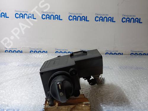 Used Headlight switch MERCEDES-BENZ E-CLASS (W210) E 220 CDI (210.006) (143 hp) 20825232