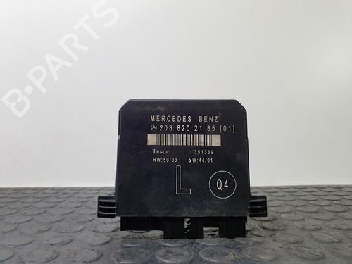 Used Comfort control module MERCEDES-BENZ C-CLASS (W203) C 270 CDI (203.016) (170 hp) 20820255