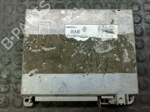 Used Engine control unit (ECU) RENAULT SAFRANE I (B54_) [1992-1997]  21017102