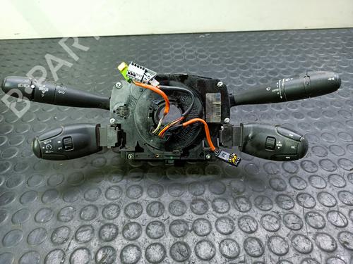 switch-peugeot-407-6d_-2004-2005-2006-2007-2008-2009-2010-2011-32110008 main image