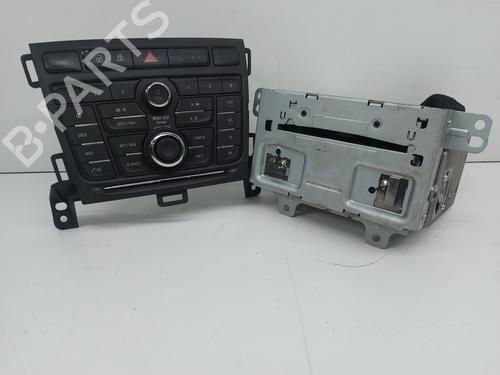 Used Radio OPEL ZAFIRA TOURER C (P12) [2011-2025]  26664207
