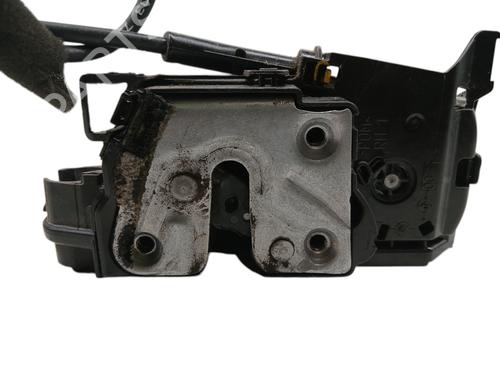 serratura-anteriore-destra-renault-captur-i-j5_-h5_-2013-32034483 main image