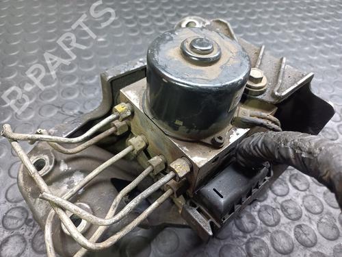 Used ABS pump CHRYSLER VOYAGER / GRAND VOYAGER III (GS_, NS_) [1995-2001]  20838520