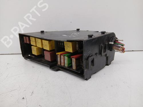 Fuse box RENAULT MASTER II Van (FD) 2.5 dCi | BP28004989E1 