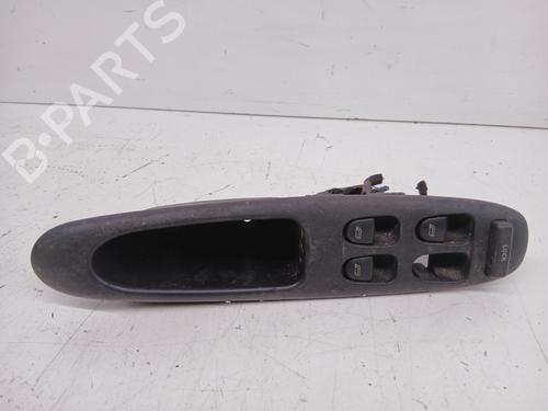 Used Left front window switch Left front window switch ALFA ROMEO 156 (932_) [1997-2005] 32999973 32999973