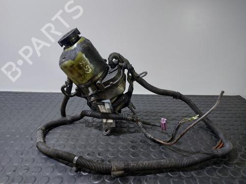 Used Steering pump OPEL ZAFIRA A MPV (T98) 2.2 DTI 16V (F75) (125 hp) 32352458