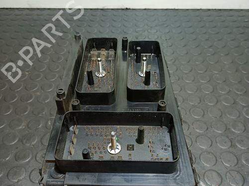 Used Fuse box OPEL ASTRA H GTC (A04) [2005-2010]  20840343
