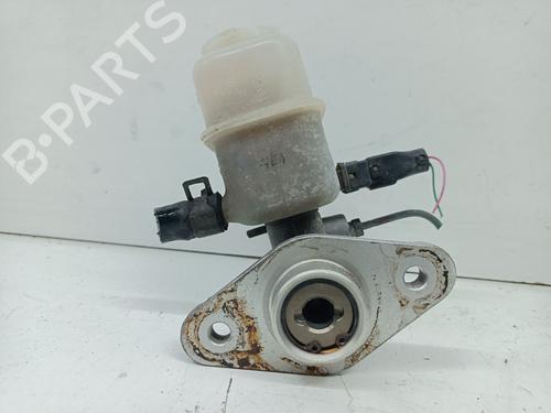 Used Brake master cylinder HYUNDAI SANTA FÉ I (SM) 2.4 16V (146 hp) 28534787