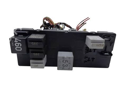 Fuse box AUDI A3 (8P1) 2.0 TDI 16V | BP40541696E1 - Image 3