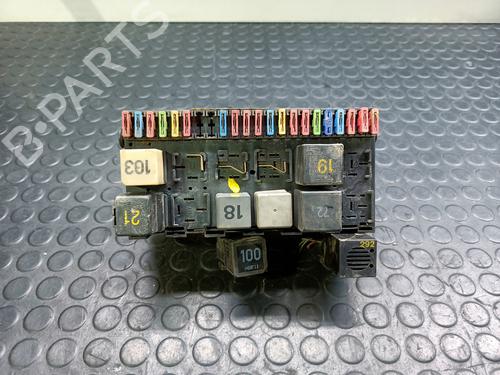 Used Fuse box SEAT INCA (6K9) 1.9 SDI (64 hp) 20833565