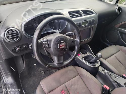 Left headlight SEAT LEON (1P1)  | BP32010835C28 