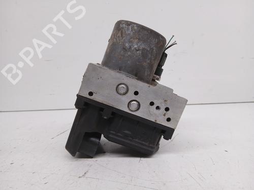 Used ABS pump FORD MONDEO III Saloon (B4Y) [2000-2007]  28520652