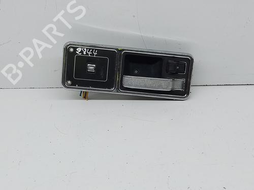 Højre bagtil invendig håndtag JEEP CHEROKEE (XJ) 2.1 TD (87 hp) 26131296