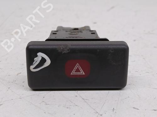 Bouton de warning NISSAN TERRANO II (R20) 2.7 TDi 4WD (125 hp) 31653118