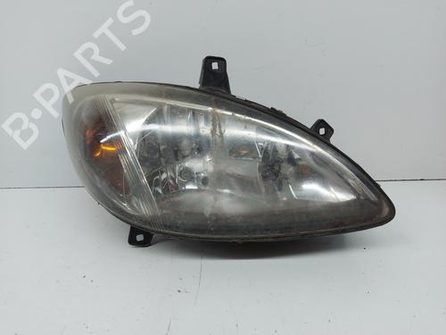 Used Right headlight MERCEDES-BENZ VITO / MIXTO Van (W639) 115 CDI (639.601, 639.603, 639.605) (150 hp) 26332499