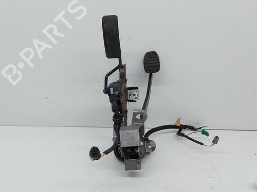 Used Pedal Pedal RENAULT CLIO III (BR0/1, CR0/1) [2005-2014] 32521838 32521838