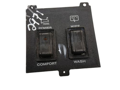 Used Switch Switch JEEP CHEROKEE (XJ) 4.0 i (185 hp) 32709147 32709147