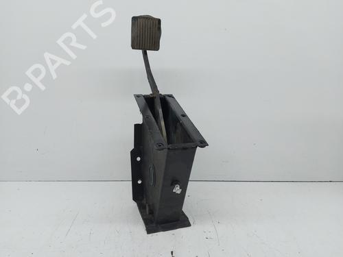 Used Pedal Pedal LAND ROVER DEFENDER Station Wagon (L316, L315) 2.5 Td5 4x4 (L316) (122 hp) 33161479 33161479